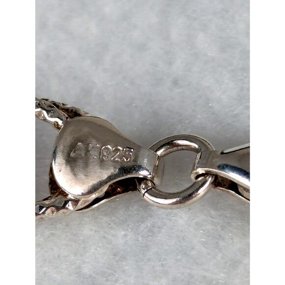 SS chain bracelet 63/4" lobster clasp textured ovals links and connector  NWT - Picture 5 of 7